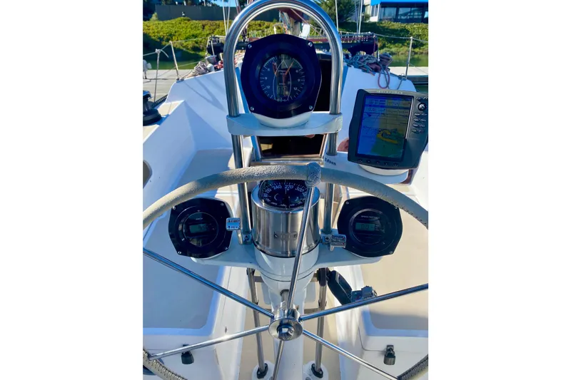 Slide: The Image of Helm with Nav Instruments, GPS Plotter - 21