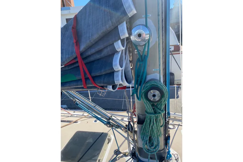 Slide: The Image of Starboard Mast Base - 23