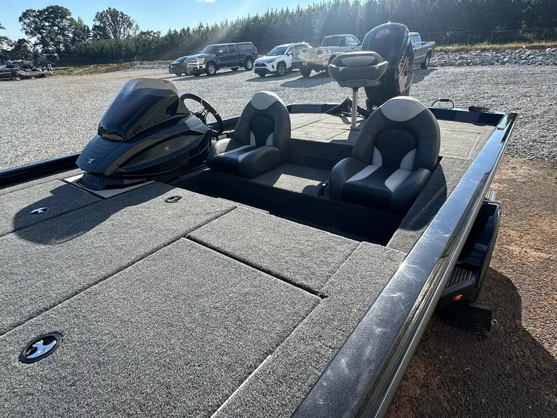 Slide: The Image of Vexus Defender 181 2026 - 5