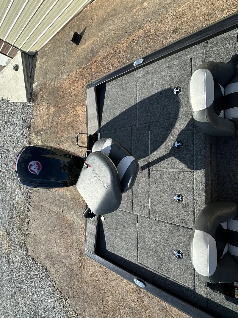 Slide: The Image of Vexus AVX 1880 2026 - 6