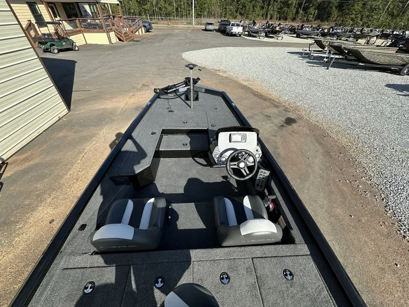 Slide: The Image of Vexus Defender 189 2026 - 4