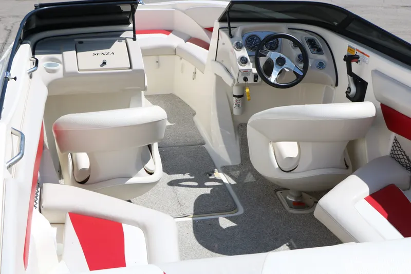 Slide: The Image of Larson 206 Senza 2006 - 12