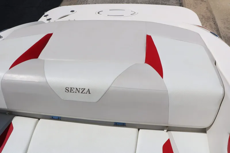 Slide: The Image of Larson 206 Senza 2006 - 21