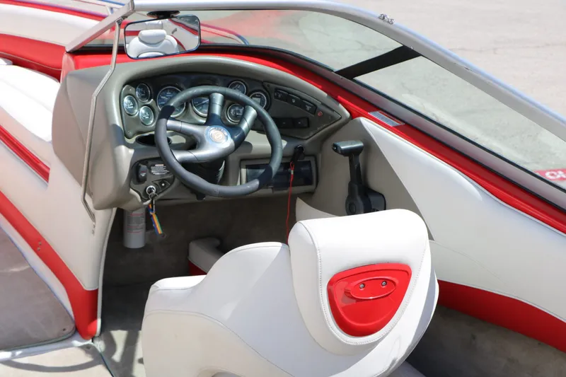 Slide: The Image of Crownline Boats 202 BR 2004 - 15