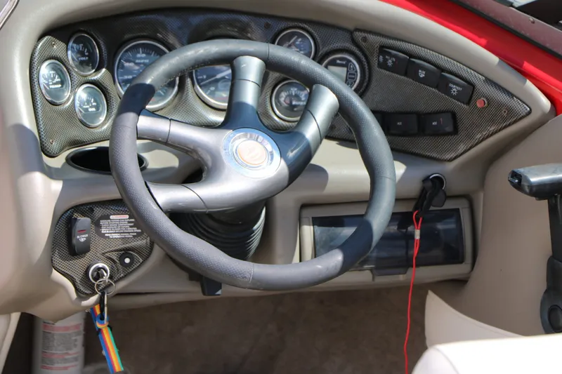 Slide: The Image of Crownline Boats 202 BR 2004 - 16