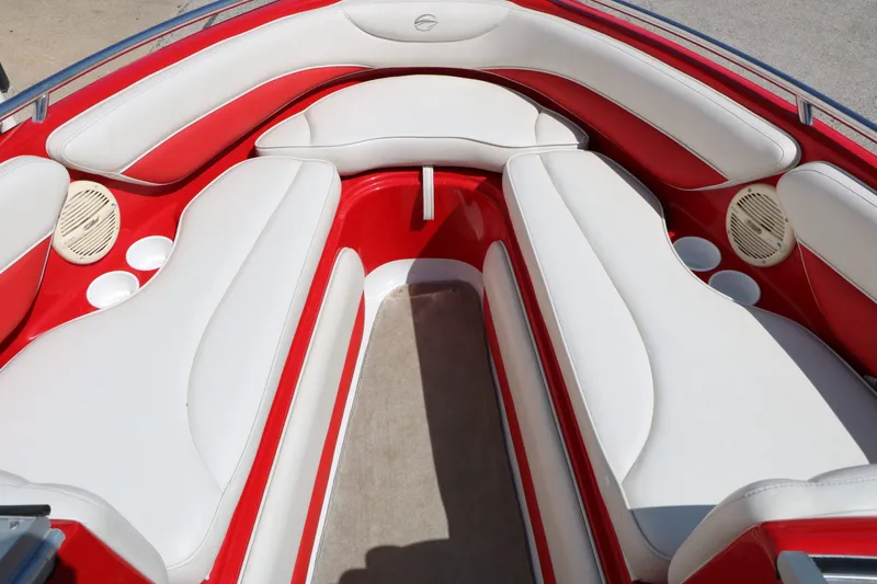 Slide: The Image of Crownline Boats 202 BR 2004 - 18