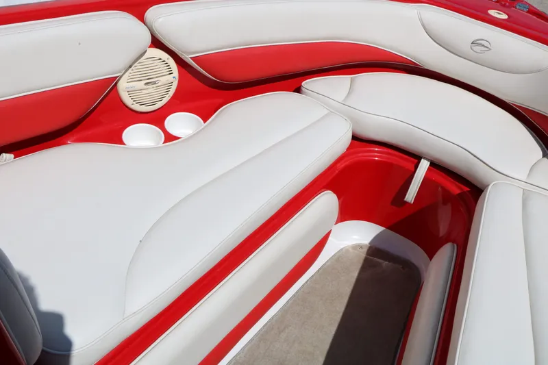 Slide: The Image of Crownline Boats 202 BR 2004 - 19