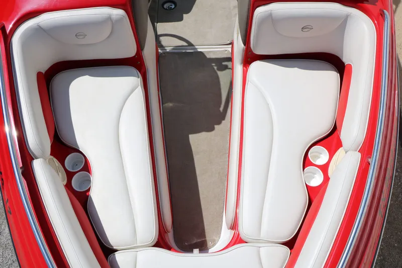 Slide: The Image of Crownline Boats 202 BR 2004 - 22