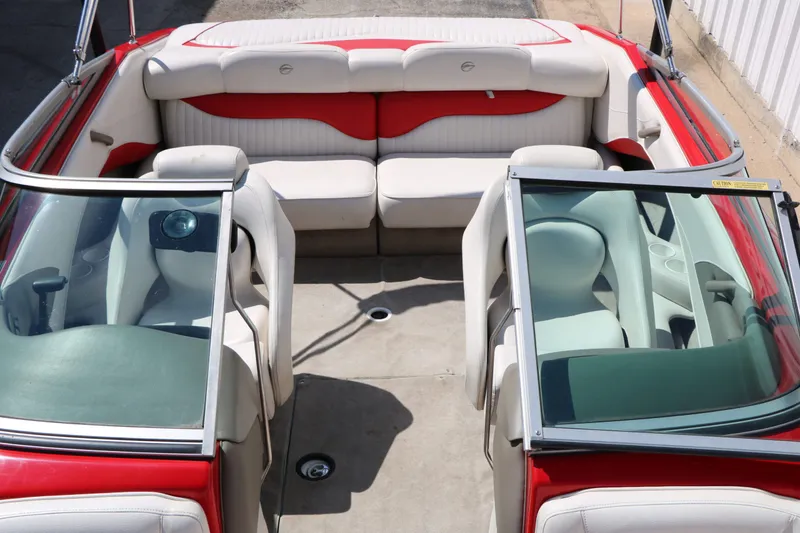 Slide: The Image of Crownline Boats 202 BR 2004 - 23