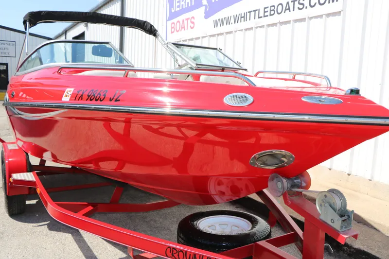 Slide: The Image of Crownline Boats 202 BR 2004 - 8