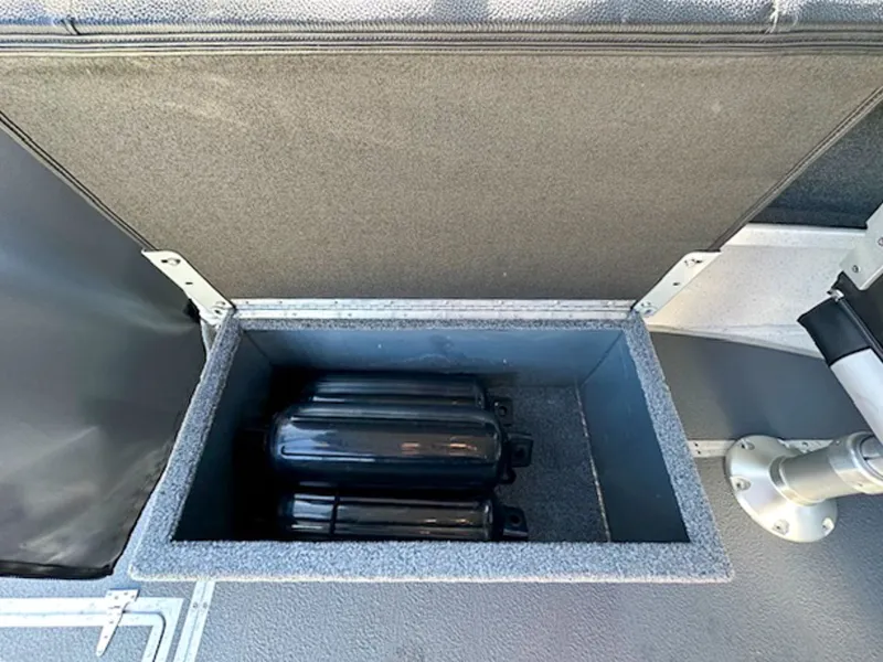 Slide: The Image of North River 20 SEAHAWK 2022 - 20