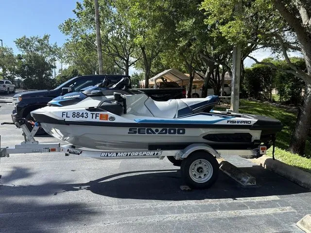 Slide: The Image of Sea-Doo Fish Pro Sport 170 Ibr, Idf And Audio 2022 - 7