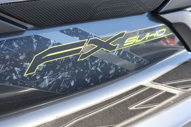 Slide: The Image of Yamaha FX SVHO-CARBON/LIME YELLOW 2021 - 10