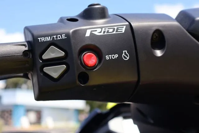 Slide: The Image of Yamaha FX SVHO-CARBON/LIME YELLOW 2021 - 15