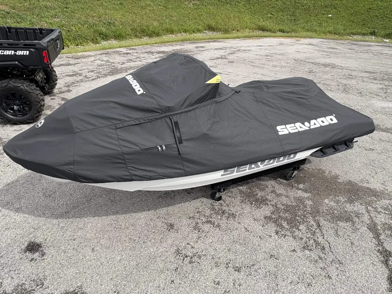 Slide: The Image of Sea-Doo GTX Limited 300 2024 - 36