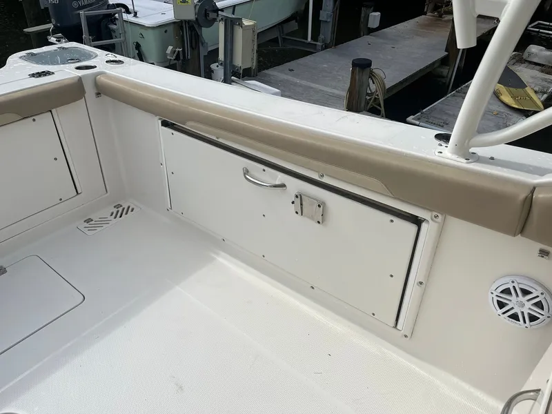 Slide: The Image of Sailfish 325DC 2017 - 3