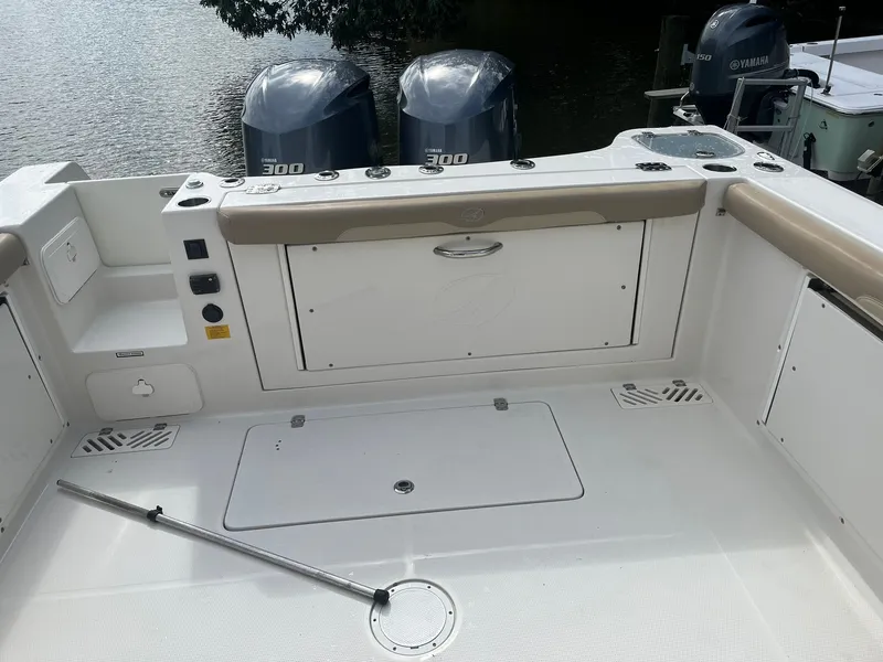 Slide: The Image of Sailfish 325DC 2017 - 4