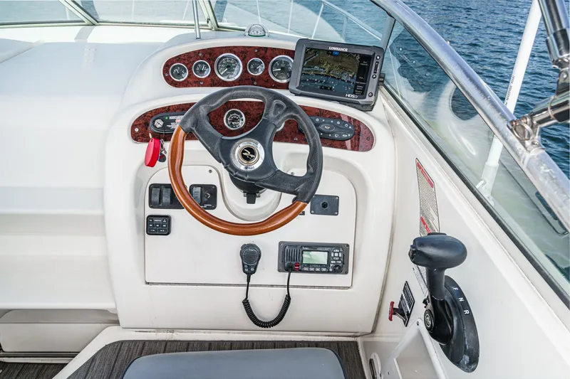 Slide: The Image of Sea Ray Sundancer 260 2002 - 21