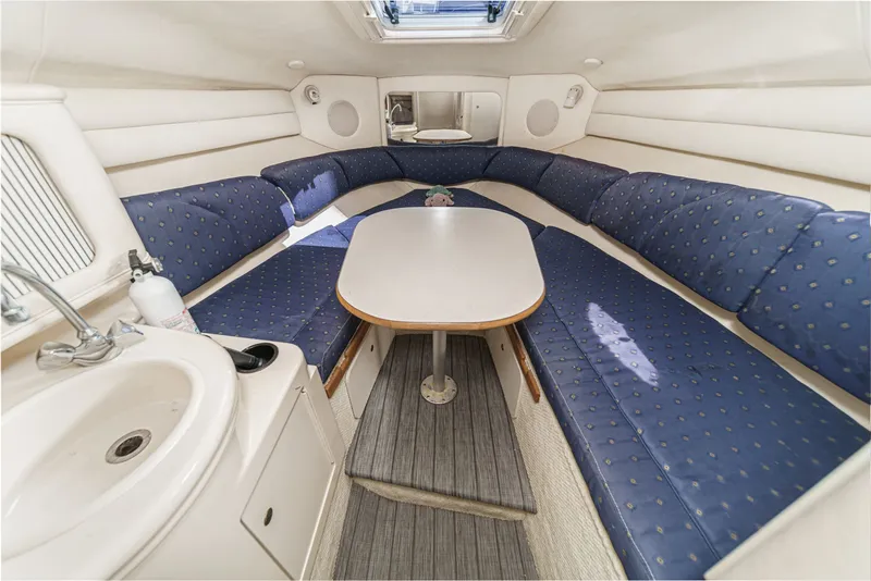 Slide: The Image of Sea Ray Sundancer 260 2002 - 24