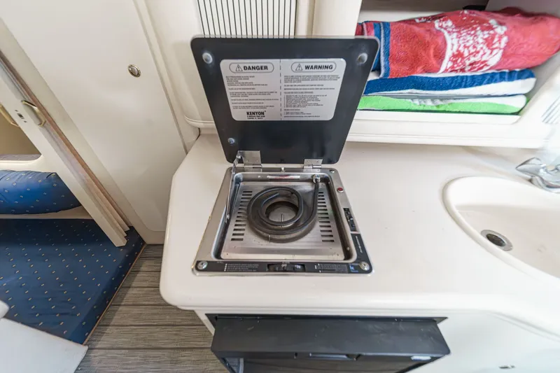 Slide: The Image of Sea Ray Sundancer 260 2002 - 29