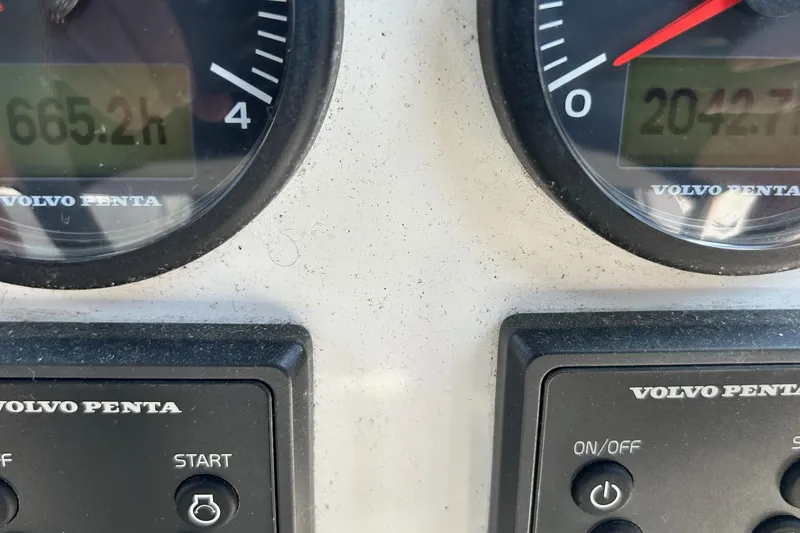 Slide: The Image of Volvo Penta engine gauges on 2019 Fountaine Pajot Helia 44 Evolution yacht. - 12