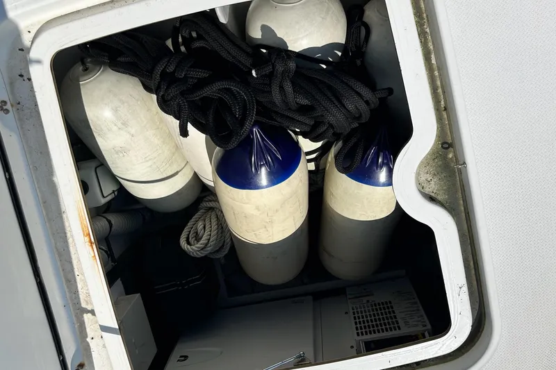 Slide: The Image of Storage compartment with fenders and ropes on a 2019 Fountaine Pajot Helia 44 Evolution. - 18