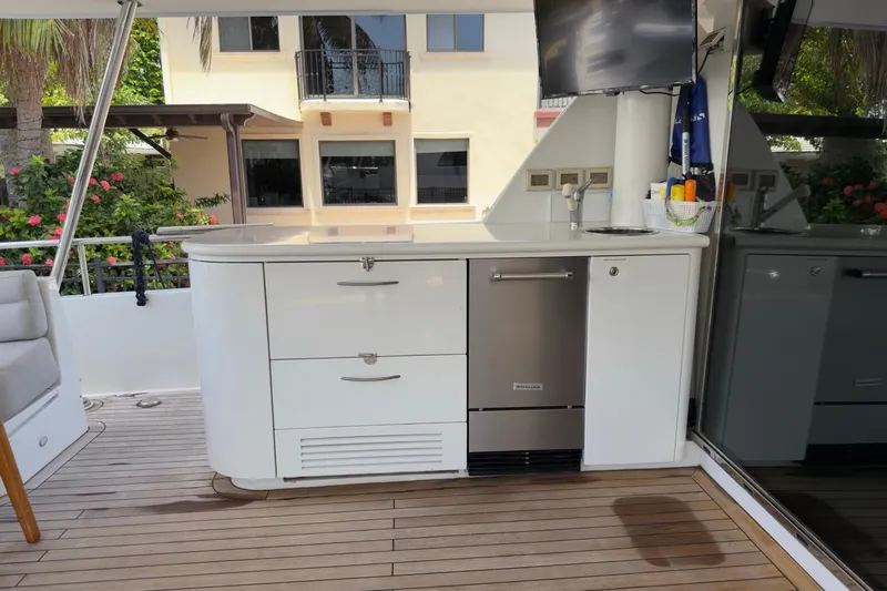 Slide: The Image of Luxury 2006 Cheoy Lee 84 Bravo yacht cruising on a sunny day. - 15