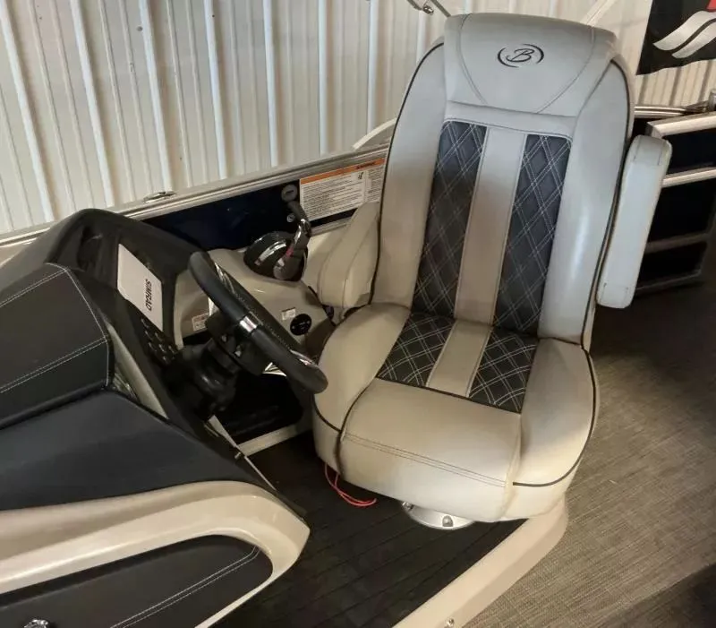 Slide: The Image of Barletta L23 UC 2021 - 8