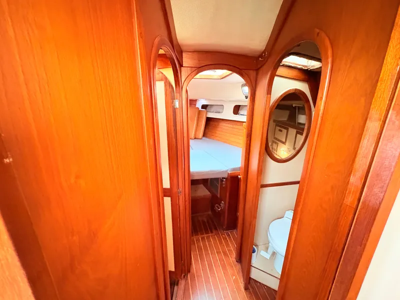 Slide: The Image of CAL 44 1985 - 22