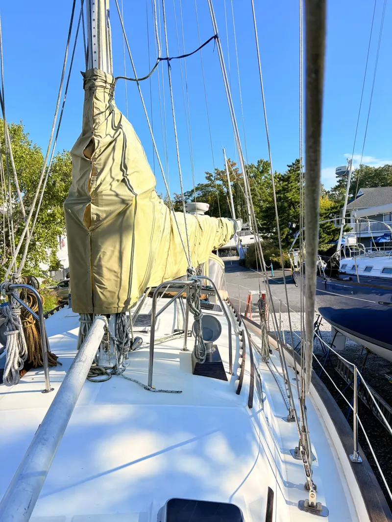 Slide: The Image of CAL 44 1985 - 7