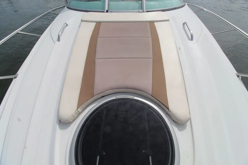 Slide: The Image of Crownline Boats 294 CR 2017 - 25