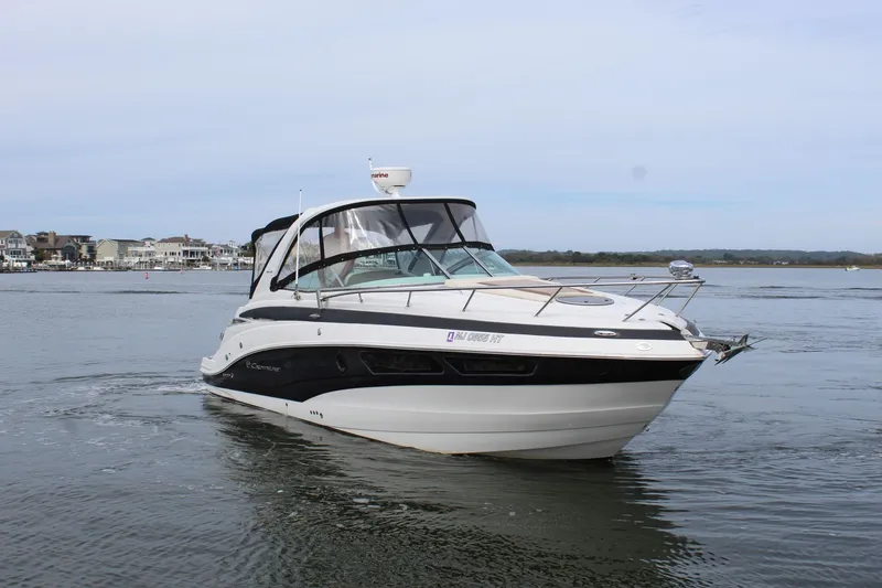 Slide: The Image of Crownline Boats 294 CR 2017 - 6