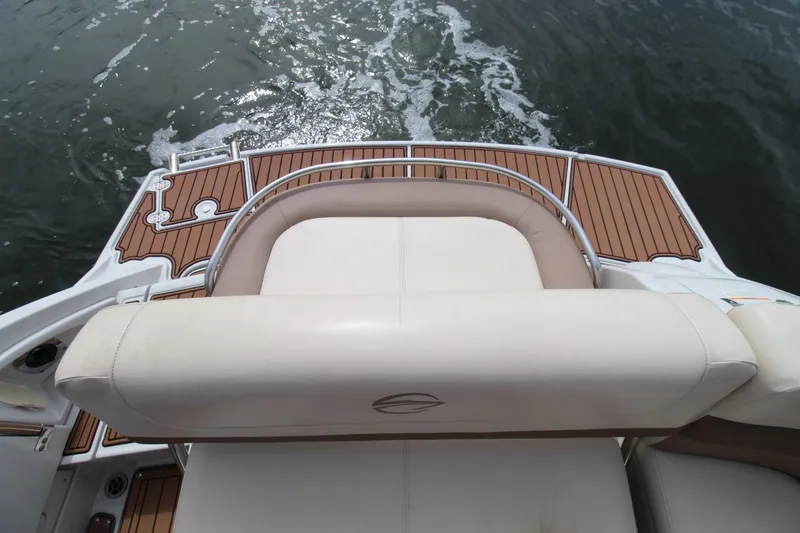 Slide: The Image of Crownline Boats 294 CR 2017 - 9