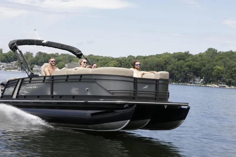 The Image of 2026 Starcraft SLS 3 QDH photo gallery announcement on blue background. - 0