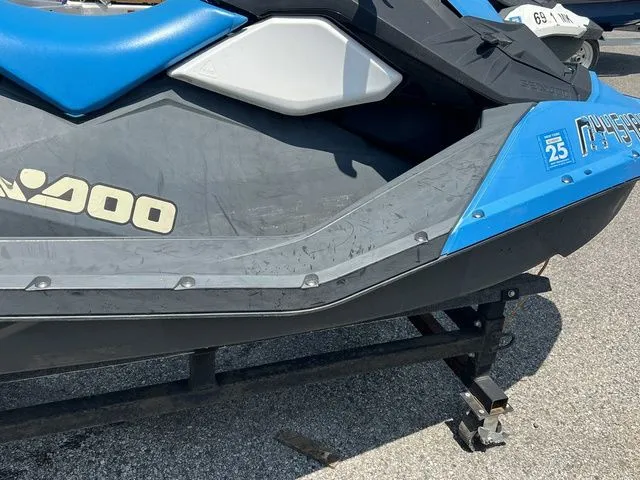 Slide: The Image of Sea-Doo Spark 2up 2016 - 14