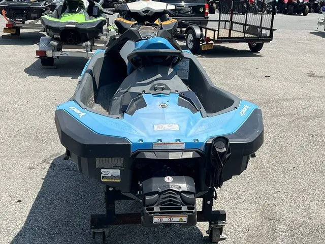 Slide: The Image of Sea-Doo Spark 2up 2016 - 9