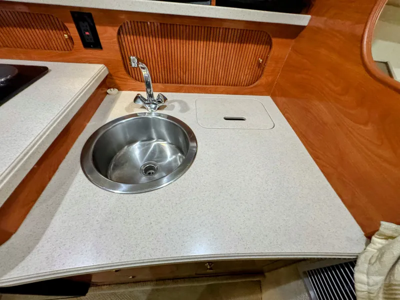 Slide: The Image of Rinker Fiesta Vee 342 2002 - 24