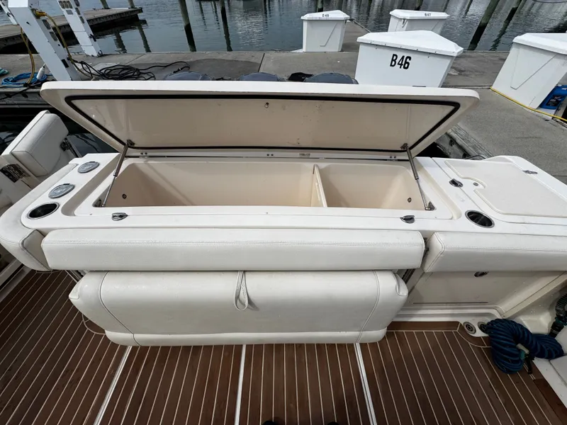 Slide: The Image of Grady-White Express 370 2021 - 10