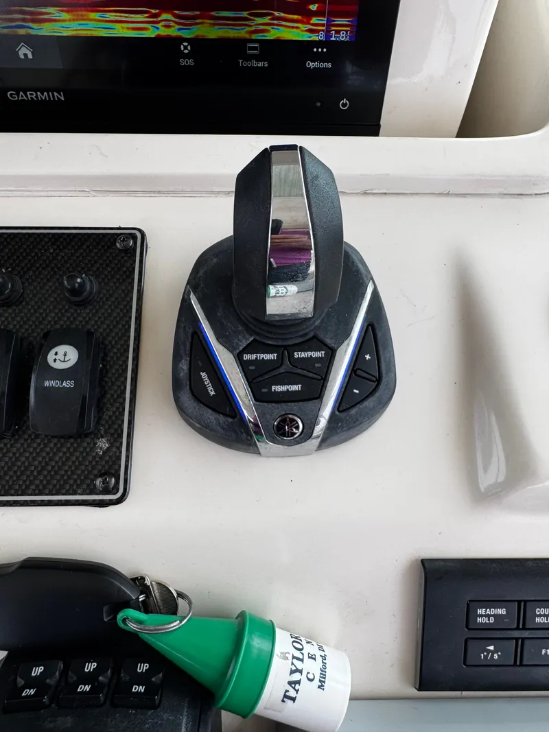 Slide: The Image of Grady-White Express 370 2021 - 24