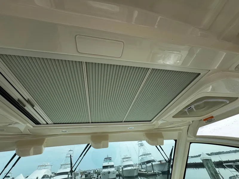 Slide: The Image of Grady-White Express 370 2021 - 27