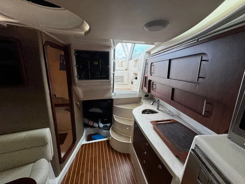 Slide: The Image of Grady-White Express 370 2021 - 36