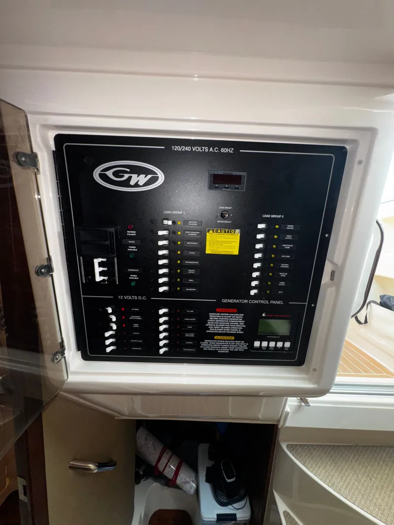 Slide: The Image of Grady-White Express 370 2021 - 41