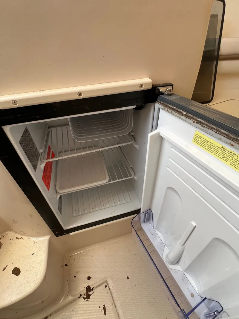 Slide: The Image of Grady-White Sailfish 282 2001 - 10