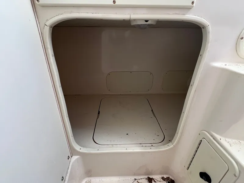 Slide: The Image of Grady-White Sailfish 282 2001 - 12