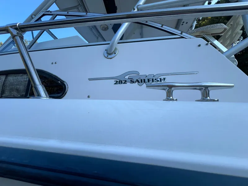 Slide: The Image of Grady-White Sailfish 282 2001 - 16