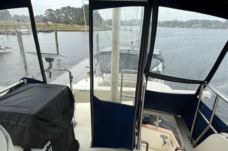 Slide: The Image of Flybridge Door - 17