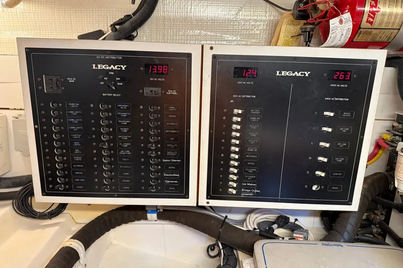 Slide: The Image of Engine Room - 40