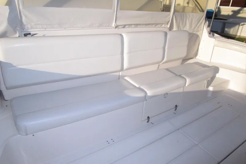 Slide: The Image of Forward cockpit seat - 39