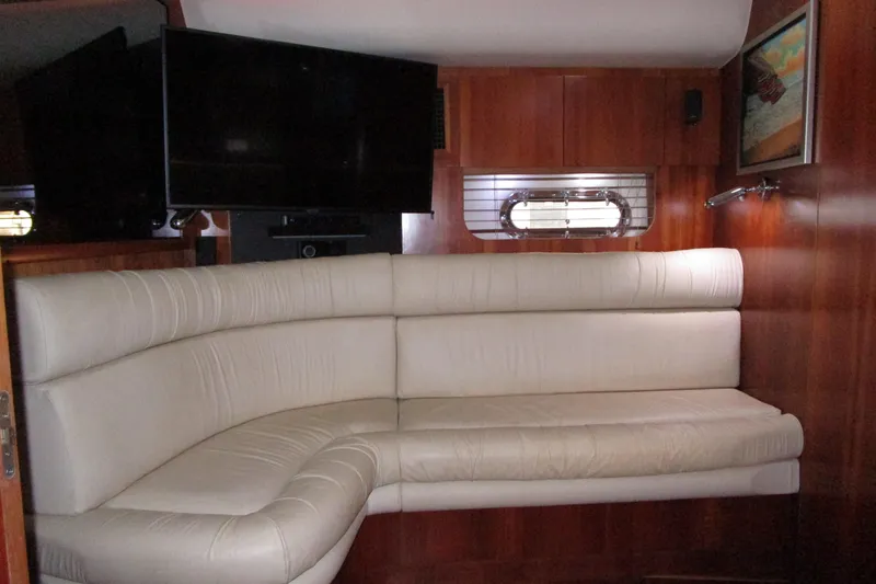 Slide: The Image of Starboard side settee - 4