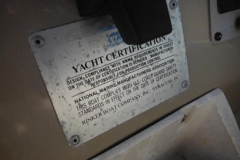 Slide: The Image of Yacht certification plaque on 2000 Rinker 330 Fiesta Vee, showing compliance details. - 21